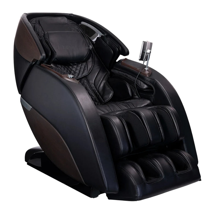 Kyota Nokori M980 Syner-D massage chair front three-quarter view