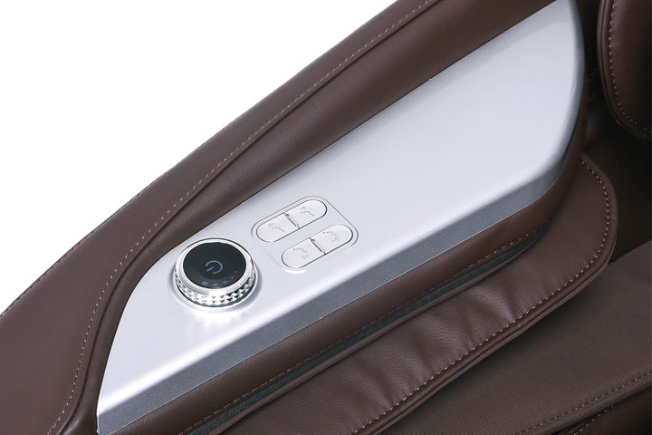 Kyota Joubu M880 quick-access control dial on the armrest