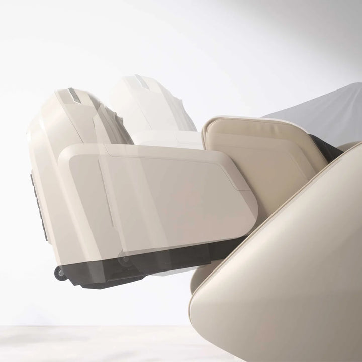 Fujiiryoki Cyber Relax Elite MR7500 automatic footrest adjustment
