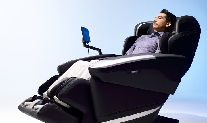 Fujiiryoki JP-4000 reclined for Total Relax Position and stretch programs